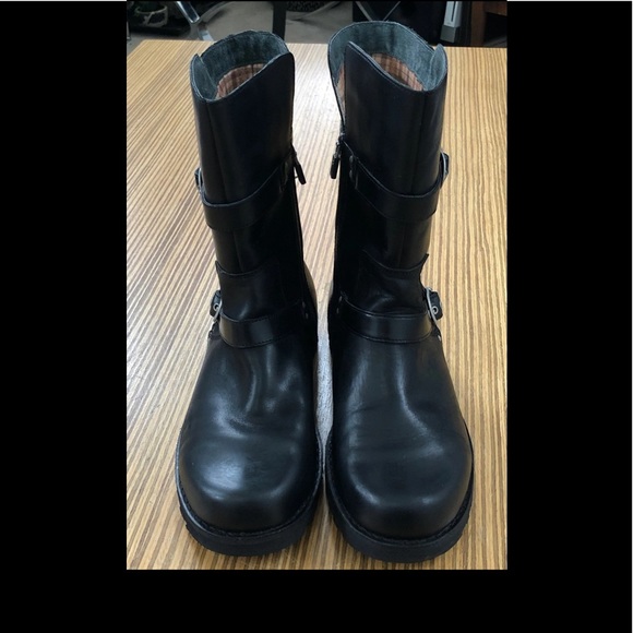 UGG Roxanne Moto Leather Sheepskin Boot - Picture 2 of 11